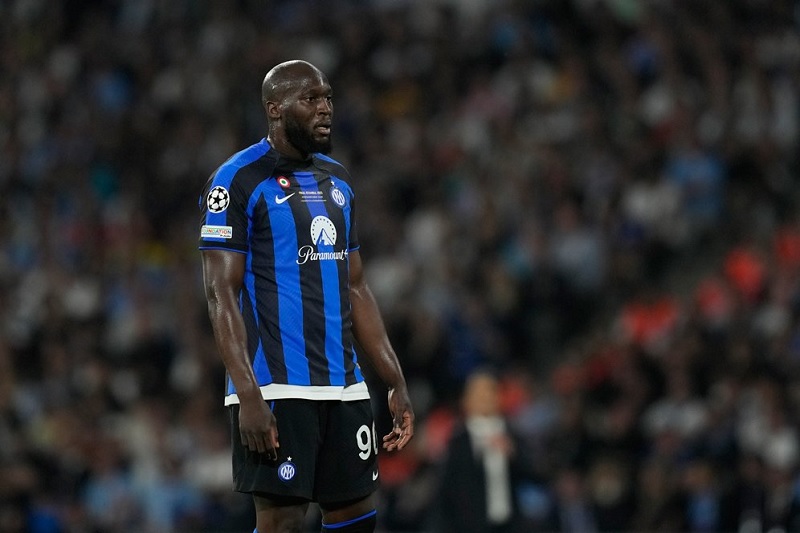 nhung-cau-thu-to-nhat-the-gioi-khien-ban-phai-sung-sot-romelu-lukaku